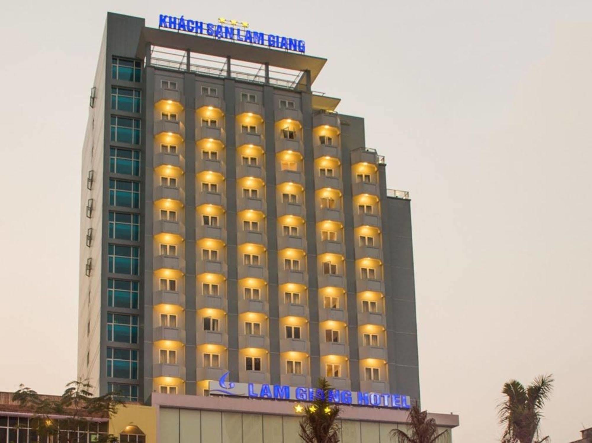 Lam Giang Hotel Винь Экстерьер фото