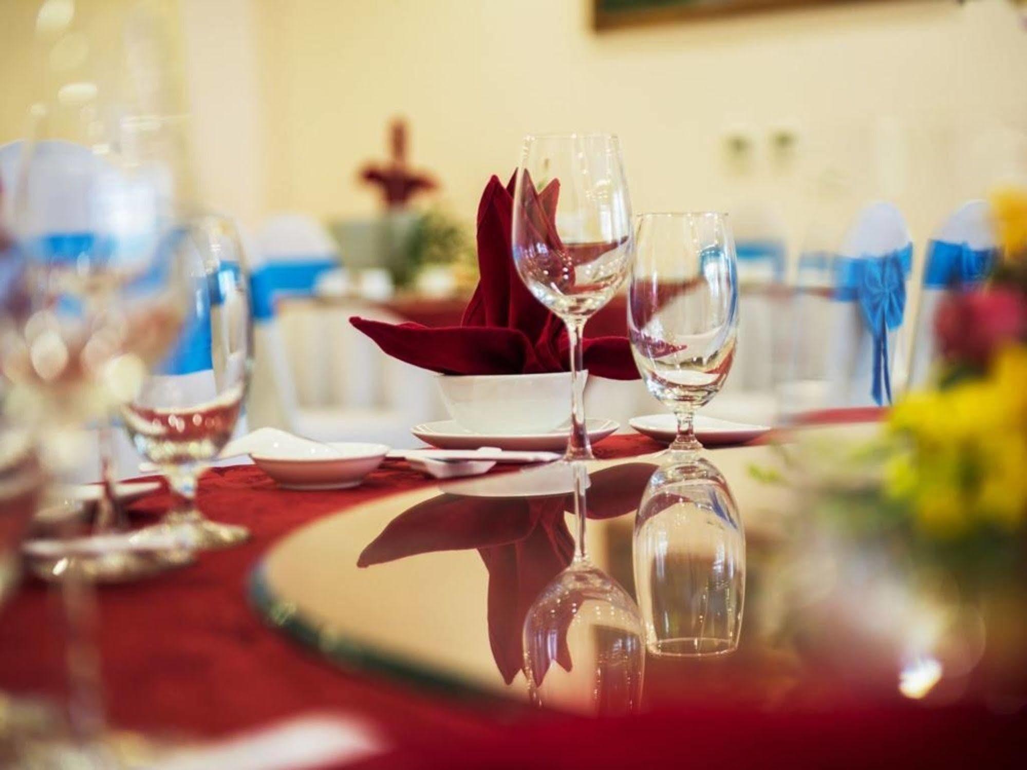Lam Giang Hotel Винь Экстерьер фото