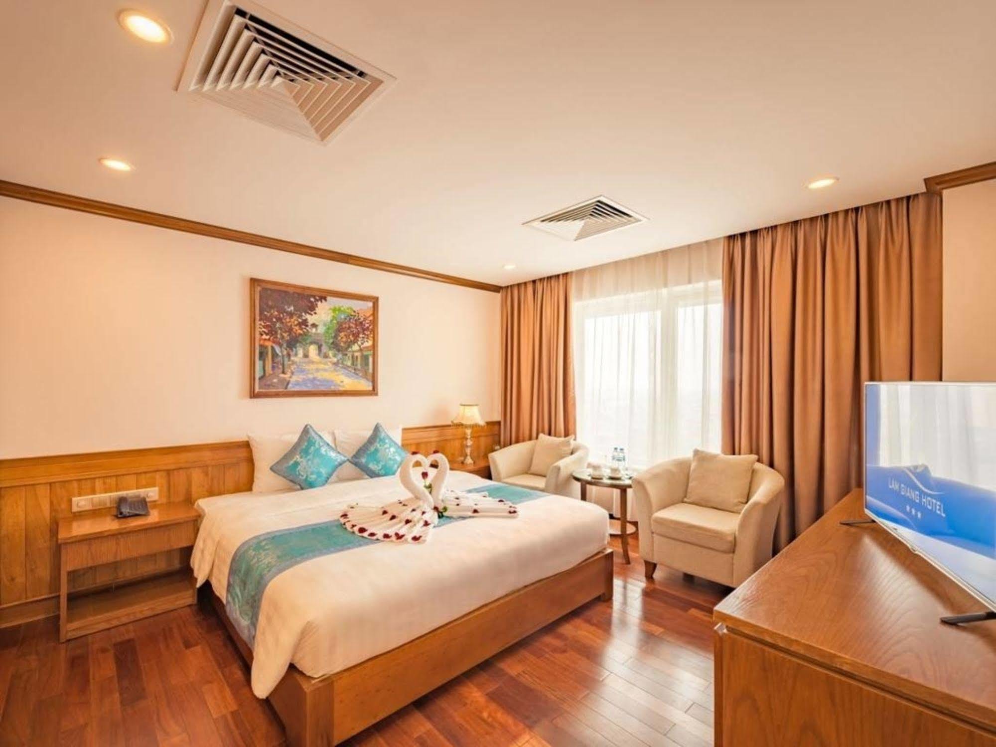 Lam Giang Hotel Винь Экстерьер фото