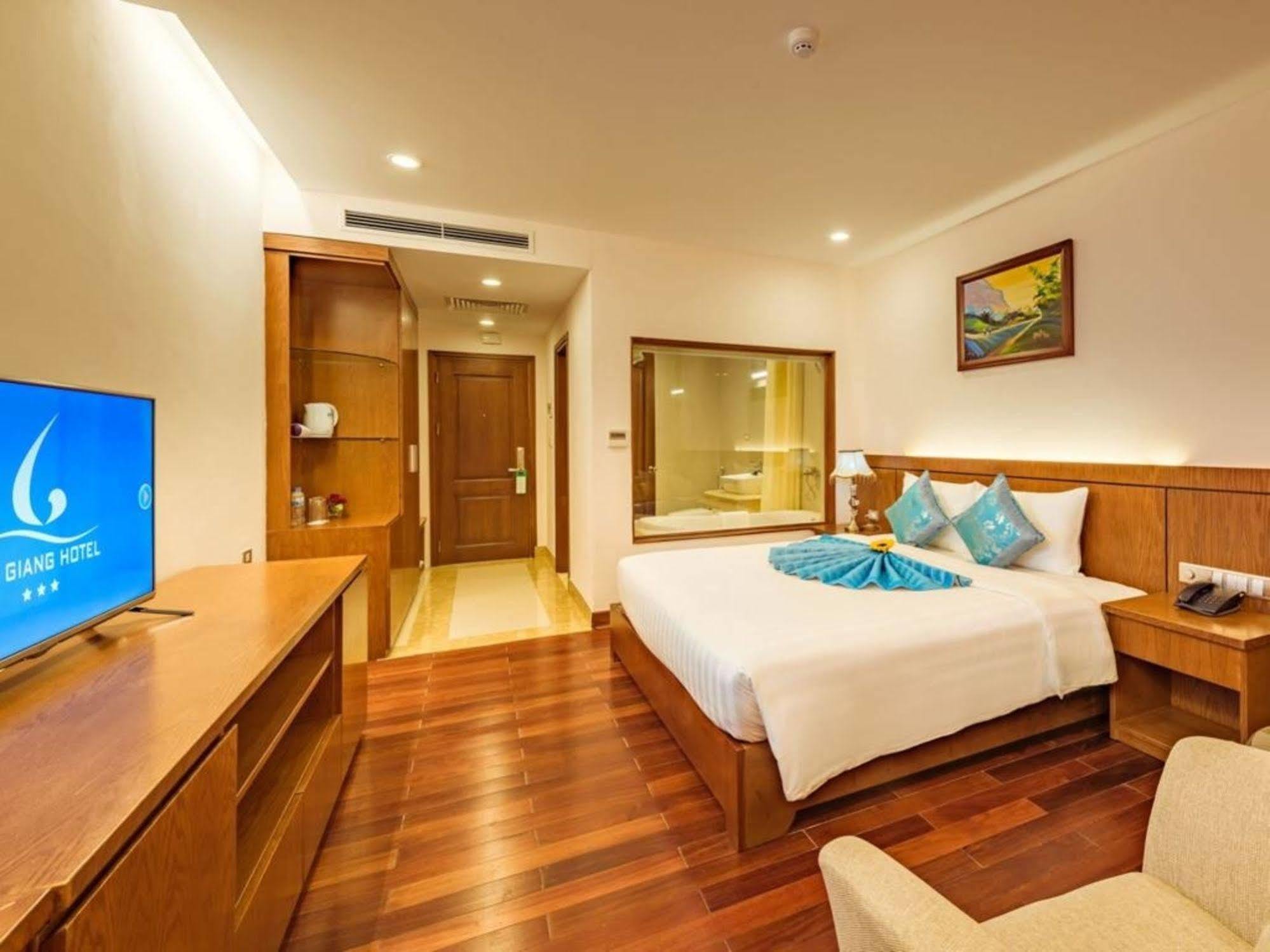 Lam Giang Hotel Винь Экстерьер фото