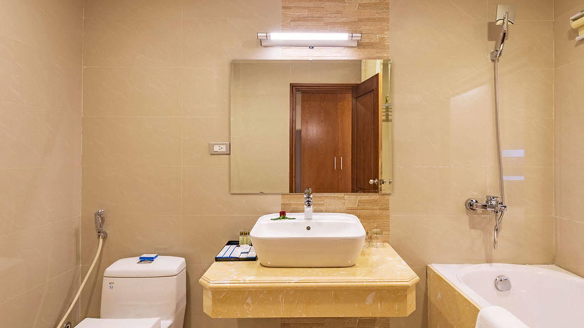 Lam Giang Hotel Винь Экстерьер фото